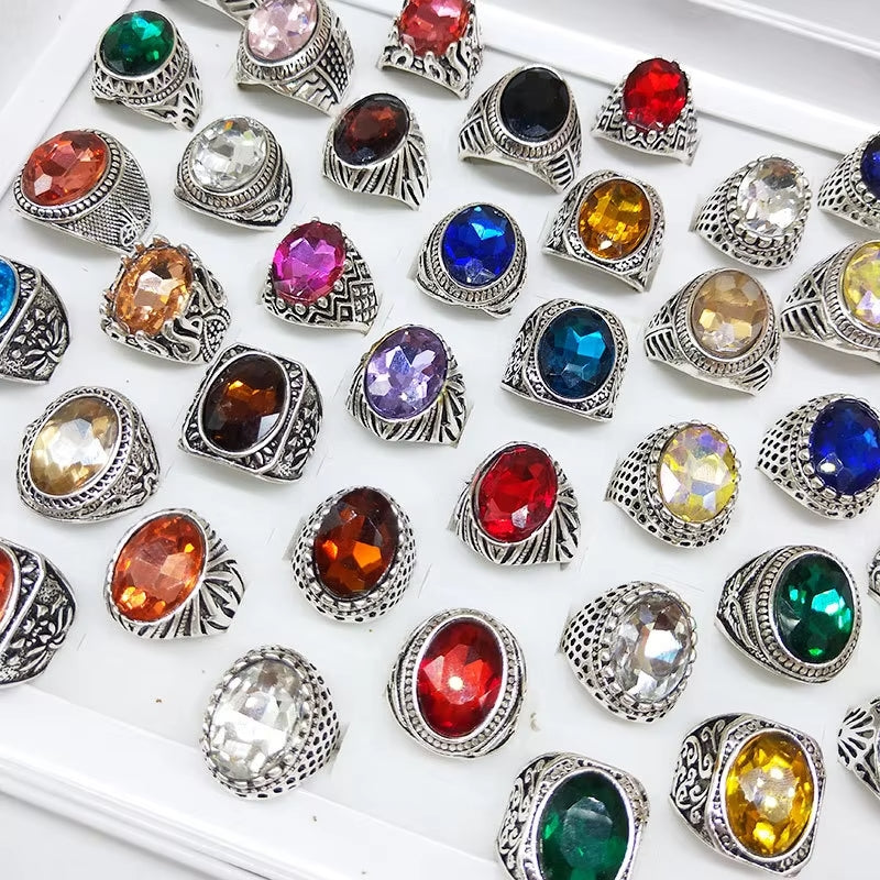 50er Set orientalische Ringe mit bunten Steinen – Mix Größen & Designs | Vintage Schmuck Box